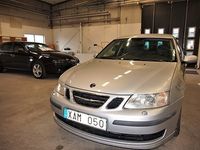 Begagnad Saab 9-3 Vector 175 HK (128 kW) 2005 Silver Kombi