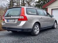 begagnad Volvo V70 2.4D Geartronic Kinetic Euro 4