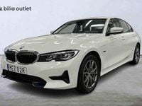 Begagnad BMW 330e Sport Line 292 HK (214 kW) 2022 Vit Sedan