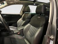 Begagnad Skoda Superb 2022 Grå Kombi