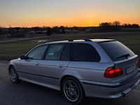 Begagnad BMW 523 170 HK (125 kW) 1999 Grå Kombi