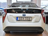 begagnad Toyota Prius Hybrid CVT Navi B-kam Värm HuD Euro 6 2016, Halvkombi