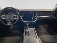 begagnad Volvo S60 T4 Momentum Advanced Edition 2020, Sedan