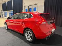Begagnad Volvo V40 Momentum 150 HK (110 kW) 2013 Röd