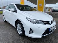 begagnad Toyota Auris 1.6i / ACC / Drag / backkamera / Bluetooth