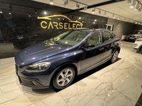 Begagnad Volvo V40 CC Summum 177 HK (130 kW) 2014 Blå Kombi