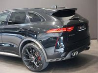 Begagnad Jaguar F-Pace SVR 550 HK (404 kW) 2020 Svart SUV