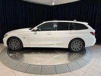 Begagnad BMW 330e M Sport 293 HK (215 kW) 2022 Vit Kombi