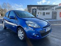 Begagnad Renault Clio R.S. 103 HK (75 kW) 2011 Blå Halvkombi