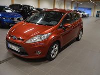 Begagnad Ford Fiesta Titanium 90 HK (66 kW) 2009 Röd Halvkombi