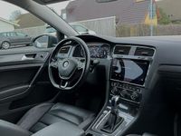 begagnad VW e-Golf Premium SE / 136hk / 35.8KWh