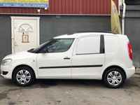 begagnad Skoda Roomster Praktik 1,6 TDI MANUELL 90HK