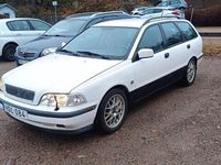 begagnad Volvo V40 2.0T 1-ägare & drag