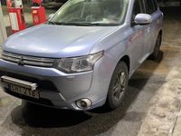 begagnad Mitsubishi Outlander P-HEV 2.0 Hybrid 4WD CVT Euro 5