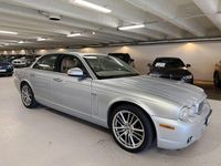 Begagnad Jaguar XJ 207 HK (152 kW) 2008 Grå (gråmetallic) Sedan