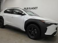 Begagnad Toyota bZ4X 252 kW (343 HK) 2023 Vit SUV