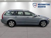 Begagnad Volvo V50 Momentum 109 HK (80 kW) 2010 Ljusblå (blå) Kombi