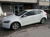 begagnad Volvo V40 T3 Kinetic Euro 5