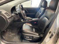 begagnad Toyota Avensis Kombi 2.2 D-CAT Premium Drag, MoK, Exljus