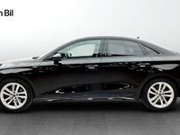 begagnad Audi A3 Sedan 35 TFSI S-Line Black Optik 2021, Halvkombi