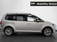 begagnad VW Touran 1.4 TSI Kamera PDC Drag 7-sits 2015, SUV