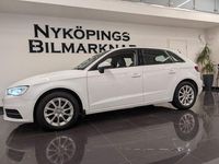 Begagnad Audi A3 Attraction 150 HK (110 kW) 2016 Vit Sedan