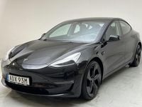 Begagnad Tesla Model 3 Performance 461 kW (627 HK) 2022 Svart Sedan