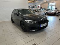 begagnad BMW M135 i xDrive Automat 326hk Euro6 Navi Svensksåld