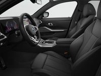 Begagnad BMW 330 M Sport 184 HK (135 kW) 2025 Svart Kombi