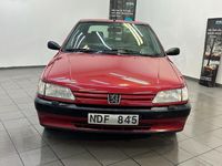 begagnad Peugeot 306 5-dörrar 1.6