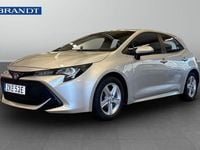 Begagnad Toyota Corolla Hybrid Life 124 HK (91 kW) 2021 Silver Halvkombi