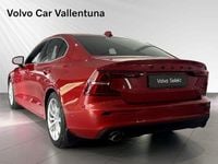 Begagnad Volvo S60 Momentum 192 HK (141 kW) 2020 Röd Sedan