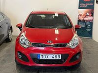Begagnad Kia Rio 109 HK (80 kW) 2011 Röd Halvkombi