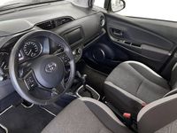 begagnad Toyota Yaris Hybrid E-CVT, 101, Vinterhjul , Backkamer 2019, Halvkombi