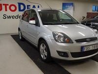 Begagnad Ford Fiesta 80 HK (58 kW) 2007 Grå Halvkombi