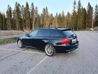 begagnad BMW 320 E91 D LCI