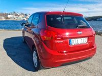 Begagnad Kia Venga 126 HK (92 kW) 2013 Röd Halvkombi