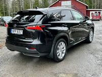 begagnad Lexus NX300h AWD 2.5 AWD E-CVT F Sport. Mycket fin bil