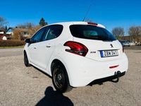 begagnad Peugeot 208 1.2 VTi Fullserv/Nybes.Drag/Navi/K-värm/PDC S+V