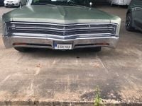 Begagnad Chrysler 300 350 HK (257 kW) 1968 Legend lime Cab