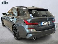 begagnad BMW 330e Touring M-Sport Fartpilot Harman Rattvärme Drag Serviceavtal