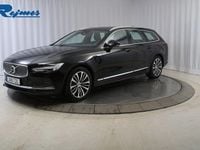 Begagnad Volvo V90 Core 253 HK (186 kW) 2023 Svart Kombi