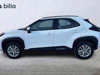 Begagnad Toyota Yaris Cross Active 92 HK (67 kW) 2024 Vit SUV