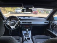 begagnad BMW 325 M-Sport - Downpipe, steg2 custom map , panorama
