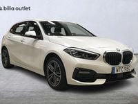 Begagnad BMW 118 Sport Line 140 HK (102 kW) 2020 Vit Halvkombi