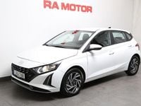 Begagnad Hyundai i20 Essential 101 HK (74 kW) 2024 Vit Halvkombi