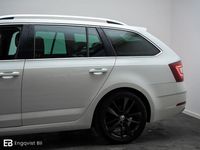 Begagnad Skoda Octavia Business Line 116 HK (85 kW) 2017 Vit Kombi
