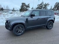 Begagnad Land Rover Defender 300 HK (220 kW) 2023 Carpathian grey metallic SUV