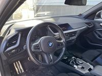 begagnad BMW 118 i M Sport HiFi M Stolar Aktiv Fartpilot