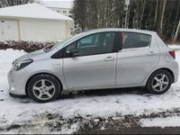 begagnad Toyota Yaris Hybrid e-CVT Euro 6